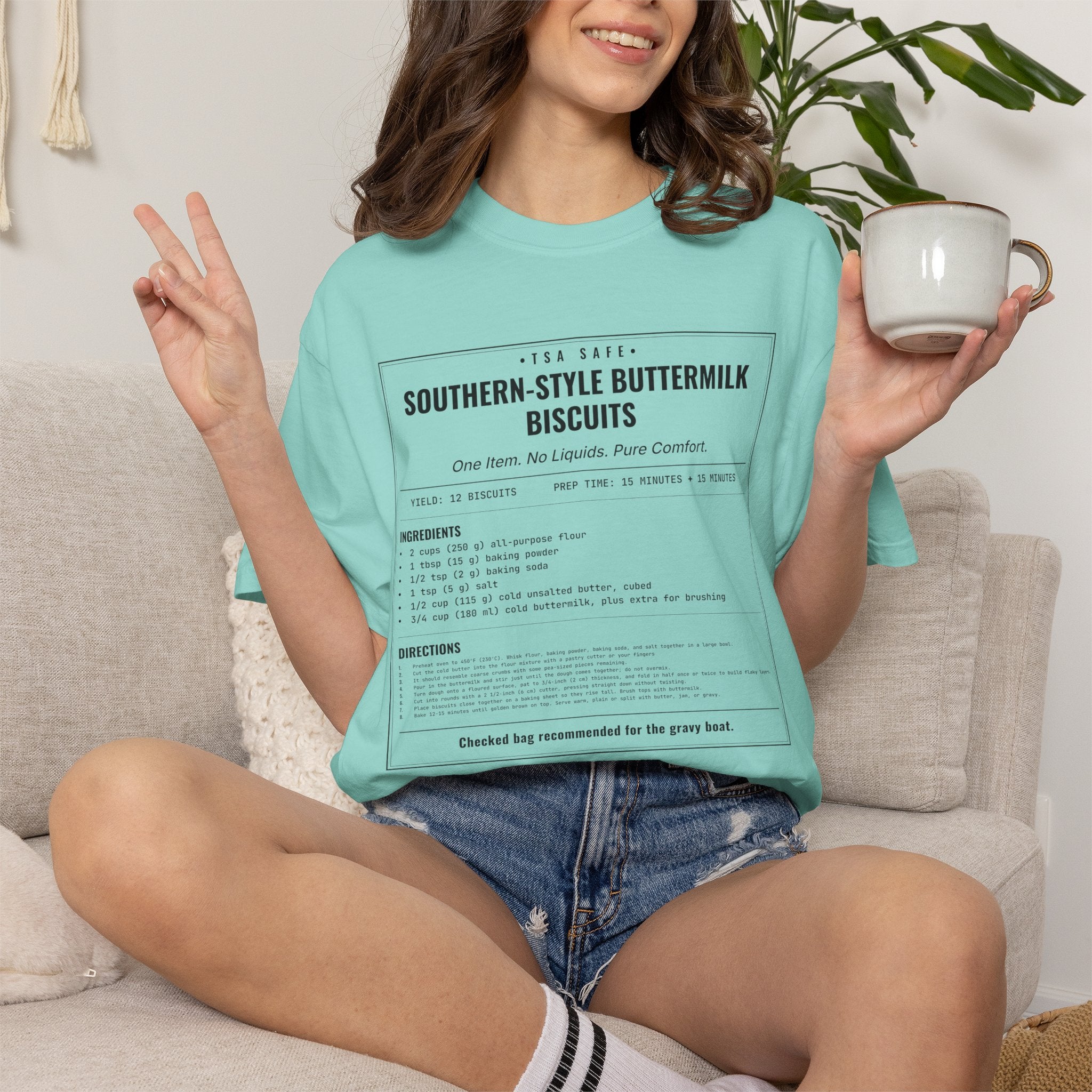 Southern Style Buttermilk Biscuits | Vintage Recipe Card T-Shirt — Black Ink
