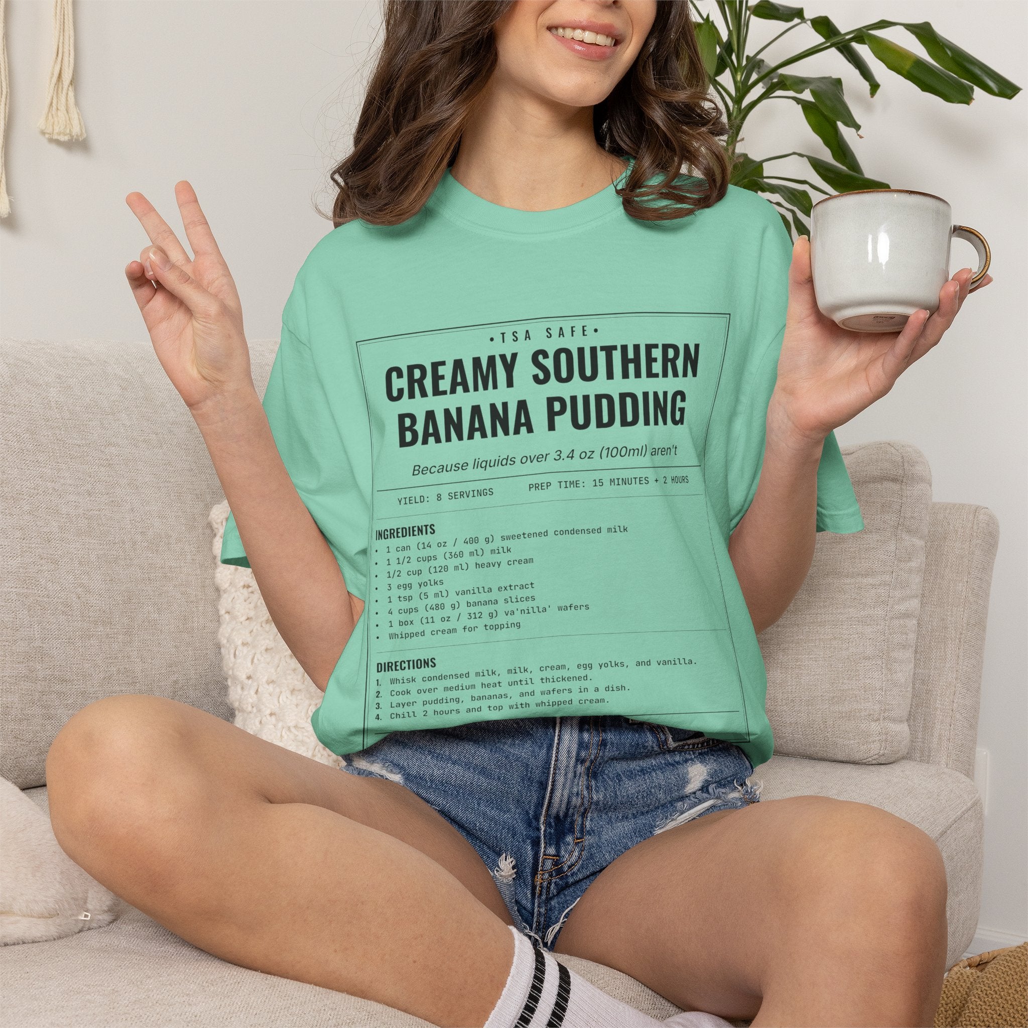 Creamy Southern Banana Pudding | Vintage Recipe Card T-Shirt — Black Ink