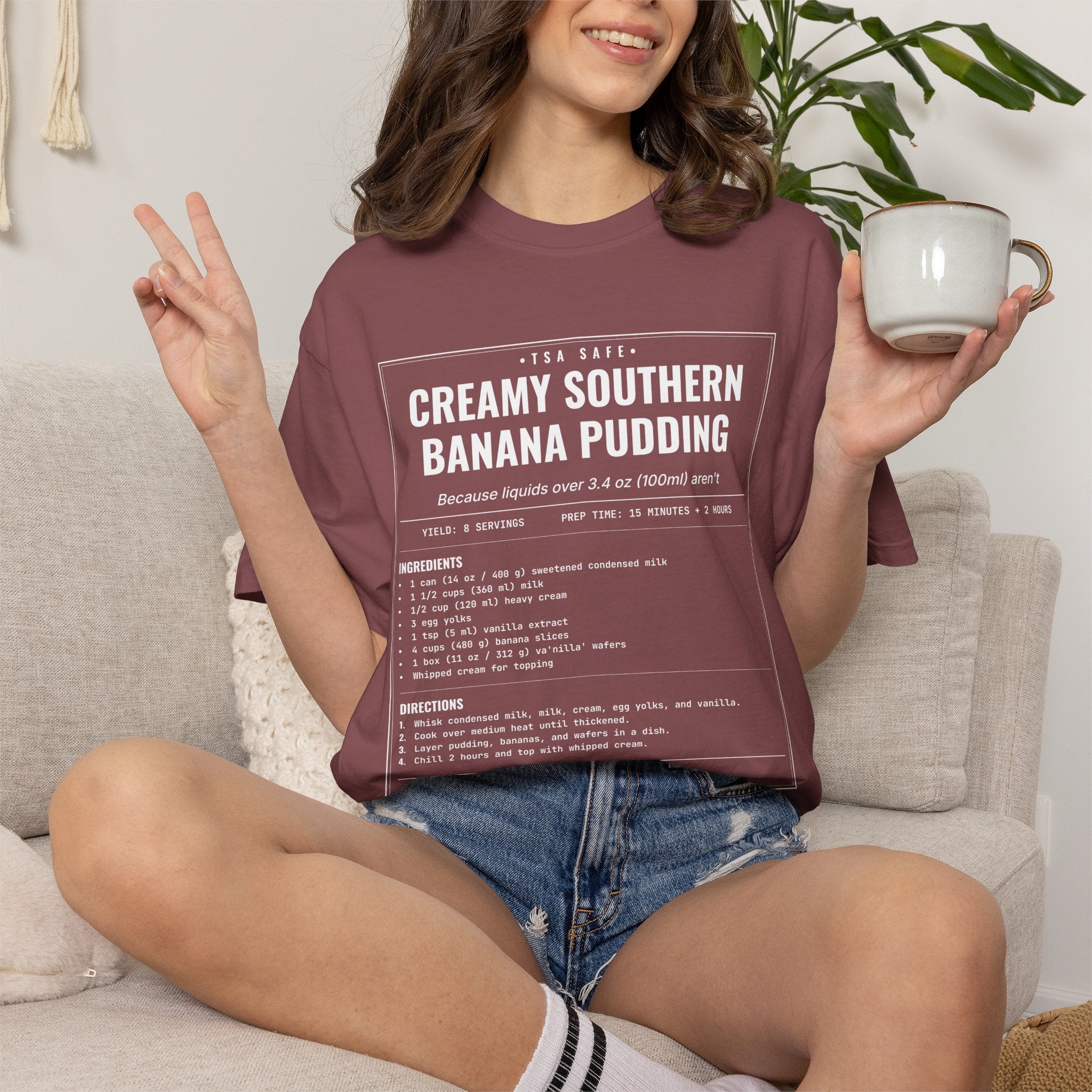 Creamy Southern Banana Pudding | Vintage Recipe Card T-Shirt — White Ink