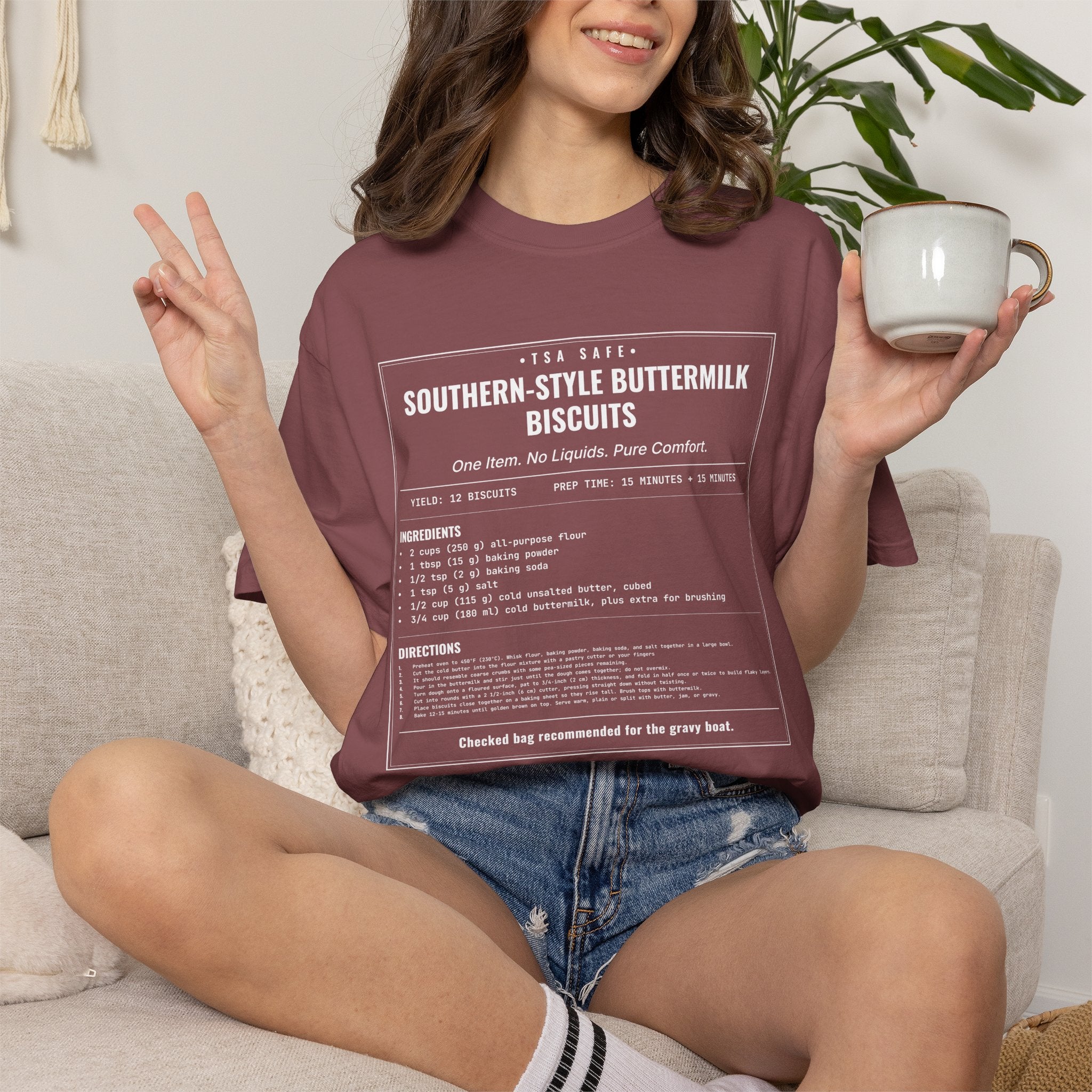 Southern Style Buttermilk Biscuits | Vintage Recipe Card T-Shirt — White Ink