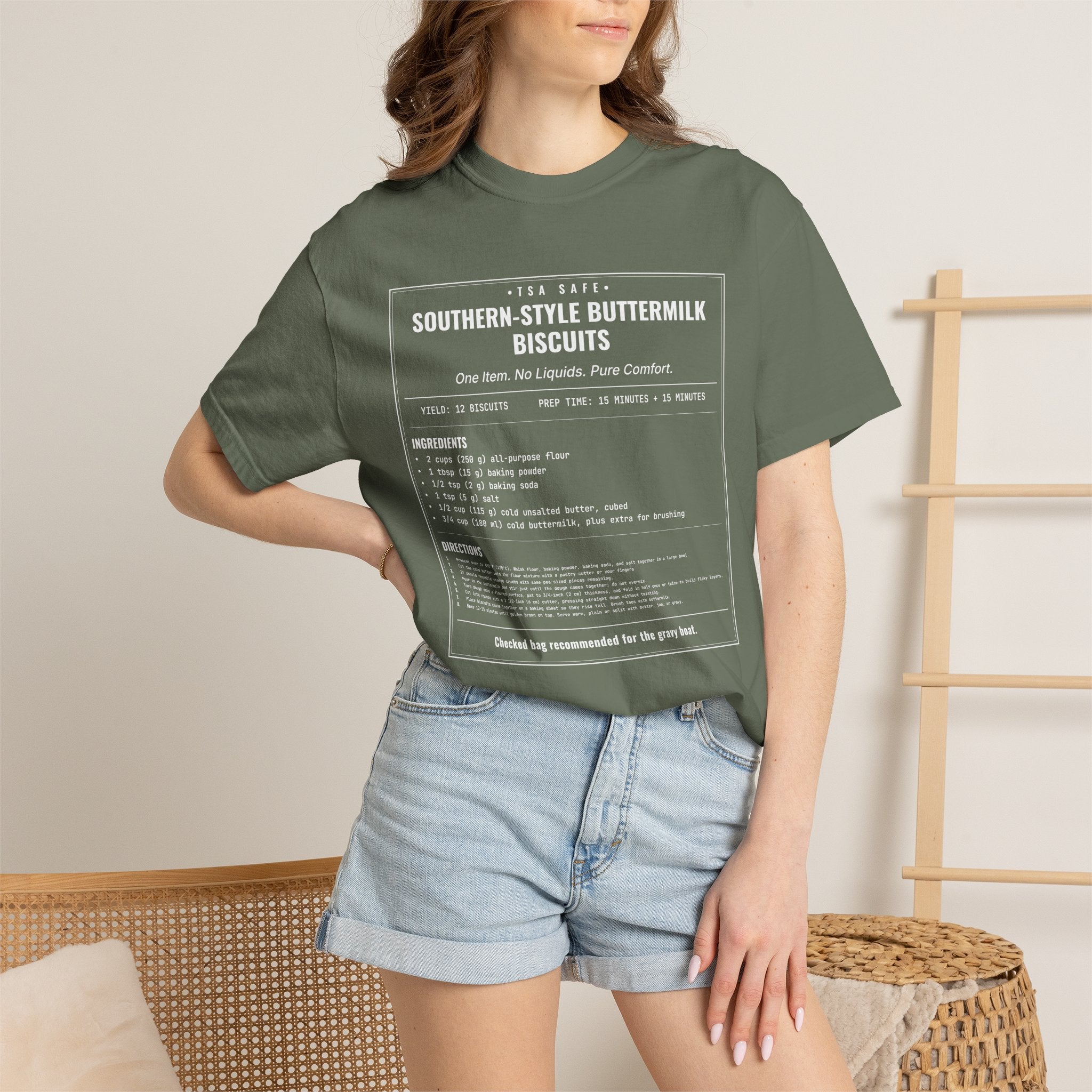 Southern Style Buttermilk Biscuits | Vintage Recipe Card T-Shirt — White Ink