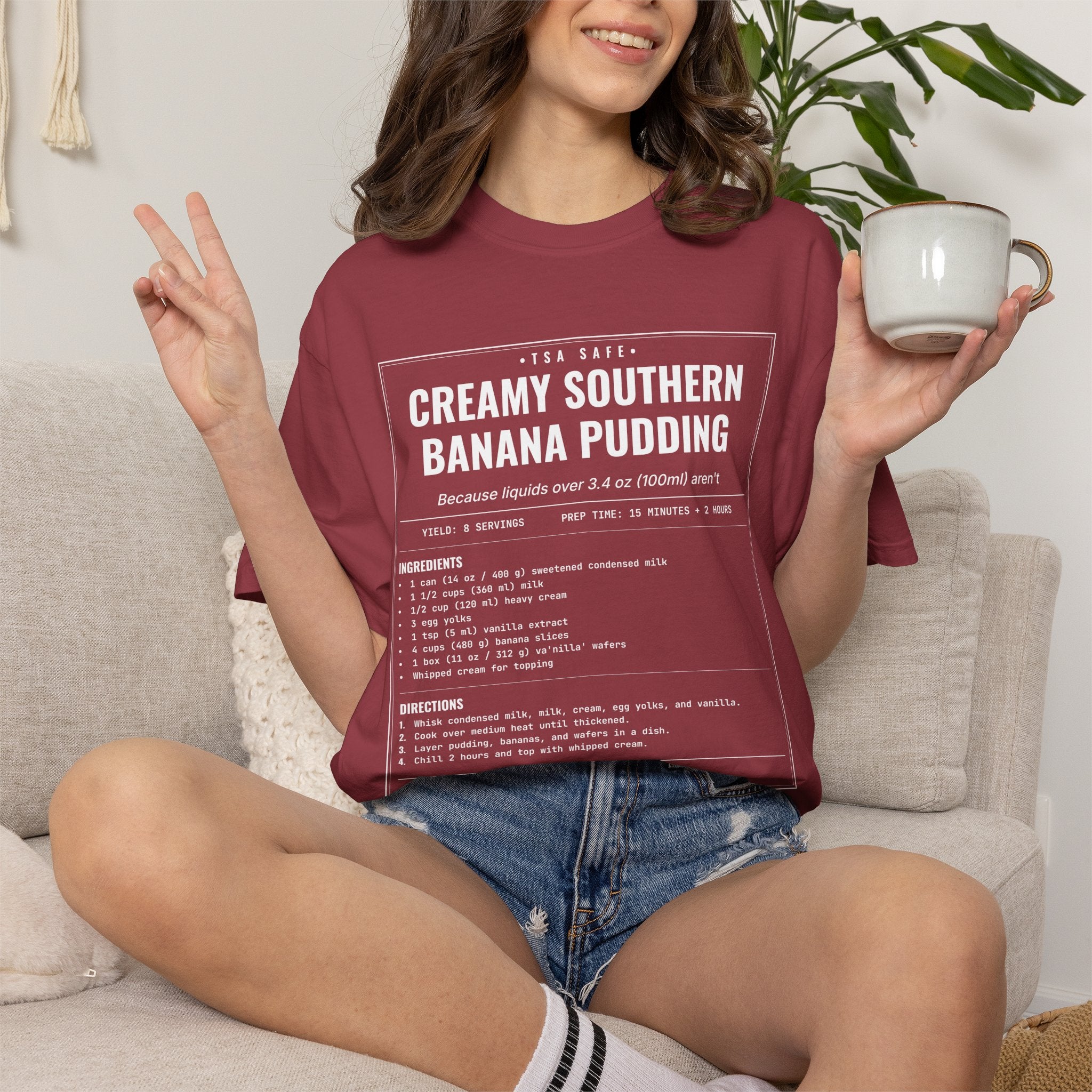 Creamy Southern Banana Pudding | Vintage Recipe Card T-Shirt — White Ink